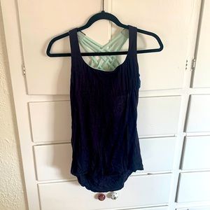 Lulu lemon workout top